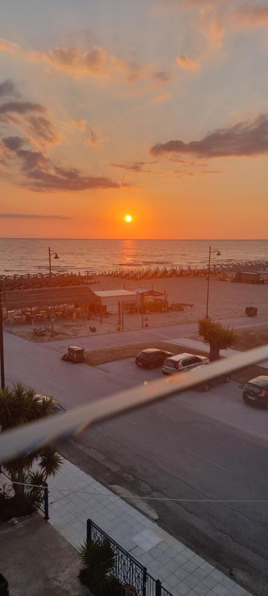 Pantheon Sea View Aparthotel Νέοι Πόροι Δωμάτιο φωτογραφία
