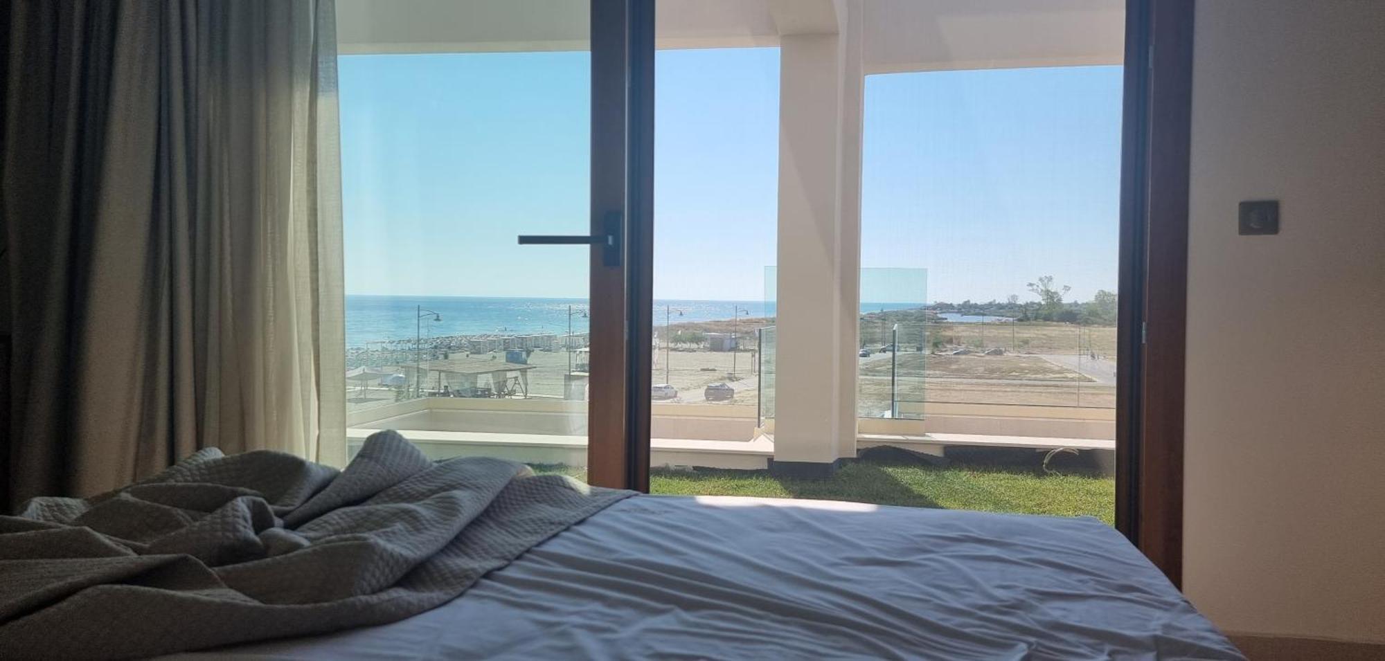 Pantheon Sea View Aparthotel Νέοι Πόροι Δωμάτιο φωτογραφία