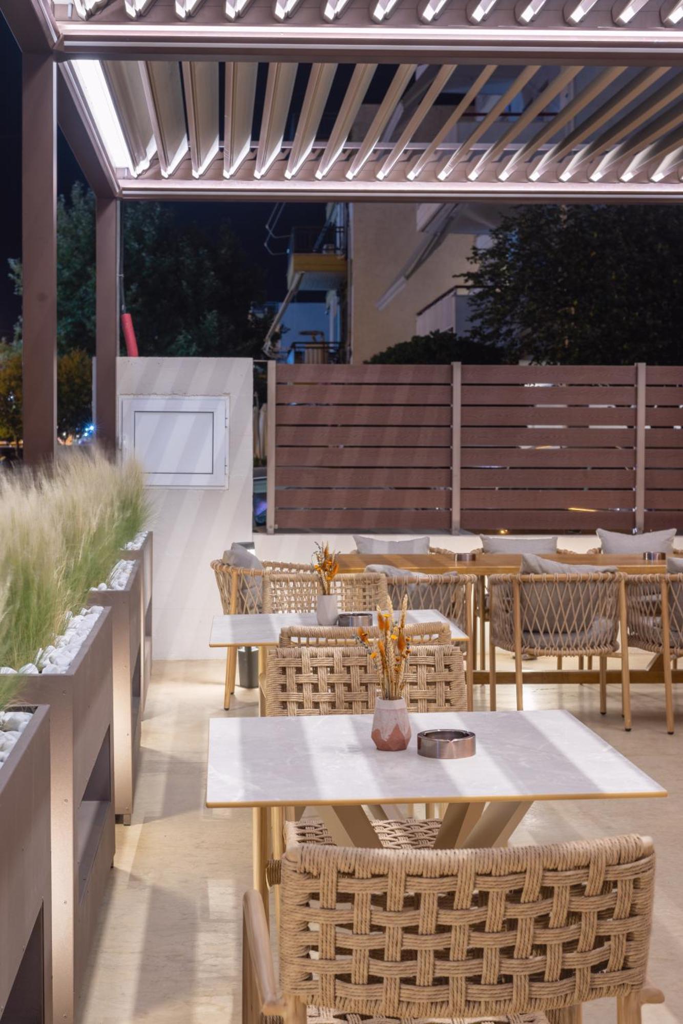 Pantheon Sea View Aparthotel Νέοι Πόροι Εξωτερικό φωτογραφία